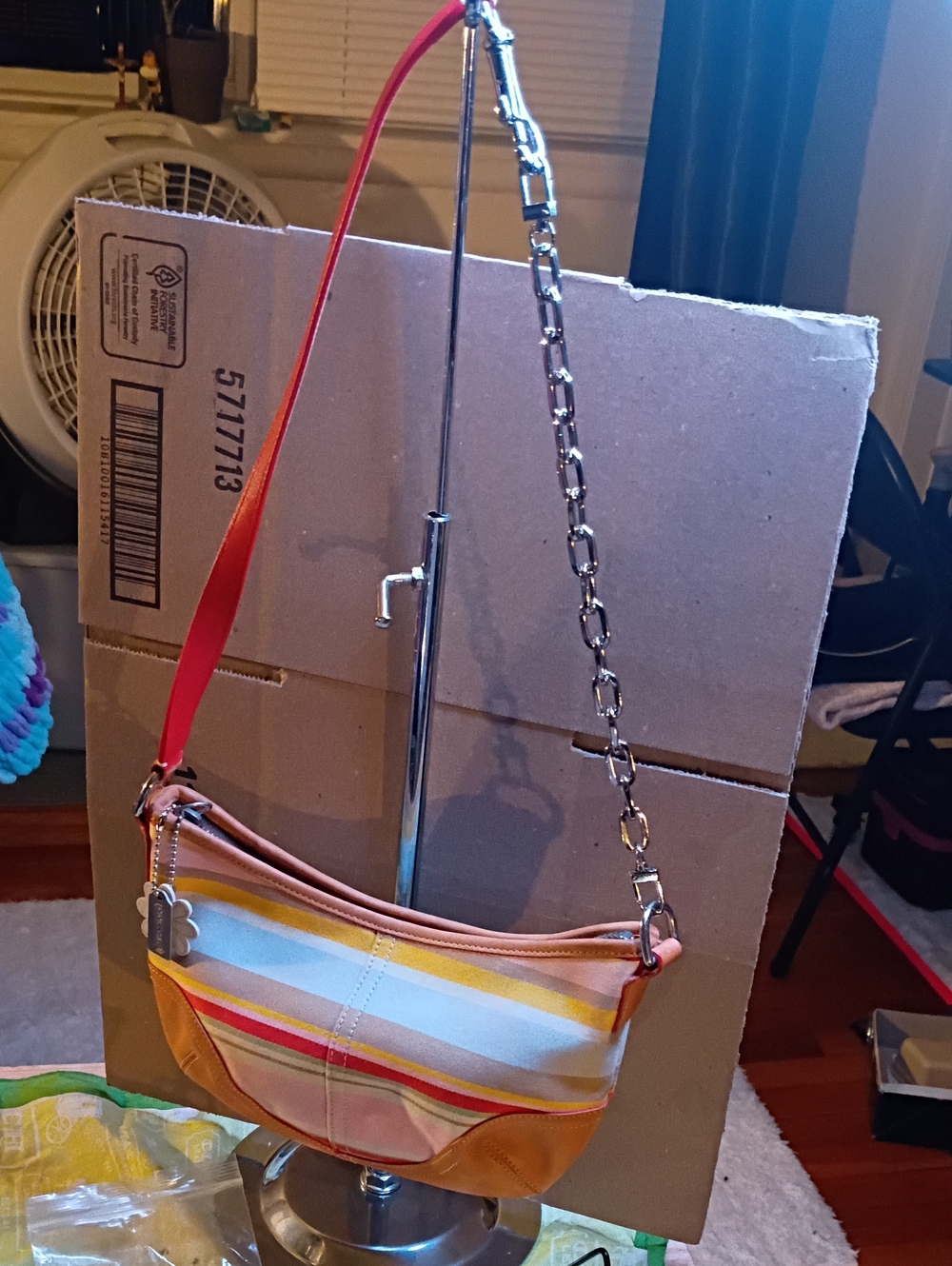 Accessory - Picture 6 of 7